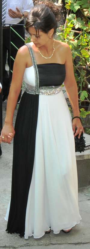Vand rochie de nasa