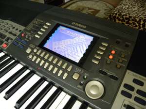 YAMAHA PSR 9000