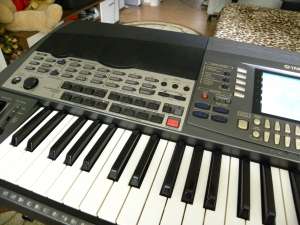 YAMAHA PSR 9000