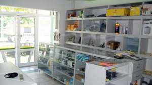 ONESTI,  VAND SPATIU COMERCIAL viz-a-viz DE BILLA,  CU ACCES DIRECT DIN CALEA MARASESTI, 