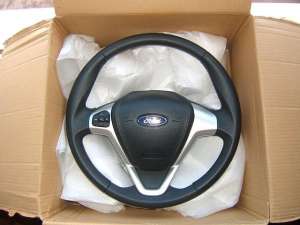 Volan piele si comenzi cu AIRBAG Ford FIESTA  2010-2011 .    Nou !!!
