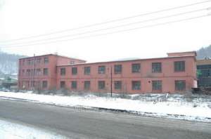 Vand hala productie cu birouri