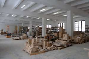Vand hala productie cu birouri