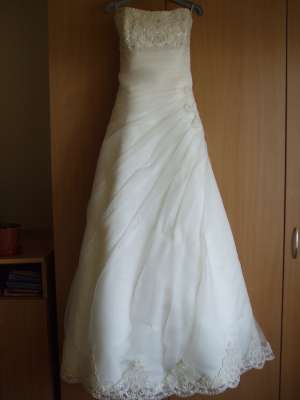 Rochie de mireasa eleganta