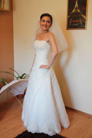 Rochie de mireasa eleganta