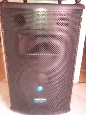 Vand boxe active mechi de 500 w si 15 toli