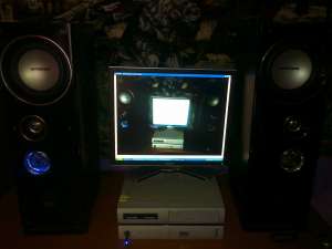 Vand calculator pentium 4 impreuna cu 2 boxe VITECOM