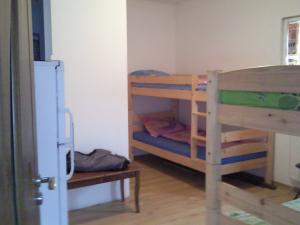 inchiriez camere pentru echipe muncitori
