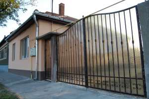 Vand Casa pe str. Mestesugarilor,         Oradea