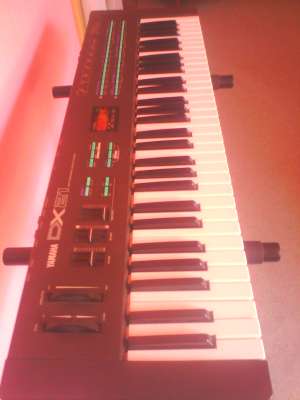 Vand orga Yamaha Dx 21