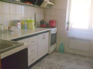 URGENT!!!VAND IN BACAU 2 CAMERE DECOMANDAT,  ZONA MALL, 
