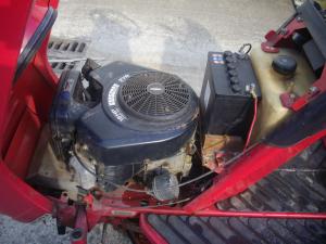 VAND TRACTORAS DE TUNS IARBA MARCA COUNTAX