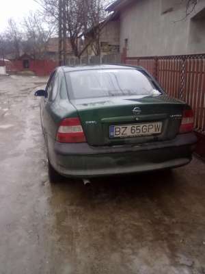 cumpar eleron portbagaj opel vectra b