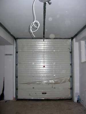 V�nzare ușa de garaj,  cu motor,  tip LIFTMASTER Professional