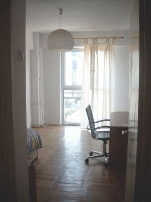 APARTAMENT 4 CAMERE SECTIUNE MARE-CENTRUL CIVIC