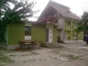 vand vila zona deosebita
