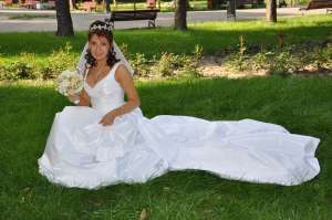 VAND ROCHIE DE MIREASA LA 1500 LEI
