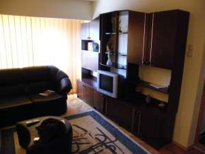 300 euro ap 2cam decomandat Pacurari Bulevard Staer