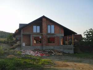 CASA noua,   200 mp