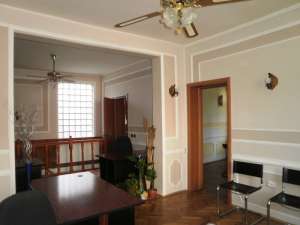 Inchiriere vila in zona Unirii,  constructie D+P+1+M,  suprafata 280mp
