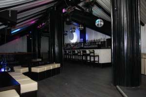 Vand mobilier pentru club 500 locuri !