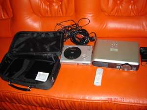 VAND VIDEOPROIECTOR TOSHIBA TLP S 40 - NOU