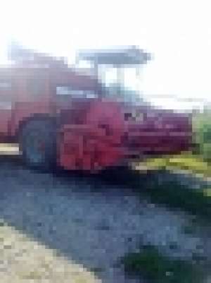 maseey ferguson 560