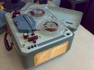 Vand magnetofon TESLA SONET DUO