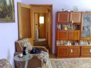 VAND IN BACAU APARTAMENT 3 CAMERE SEMIDECOMANDATE,  ZONA ORIZONT