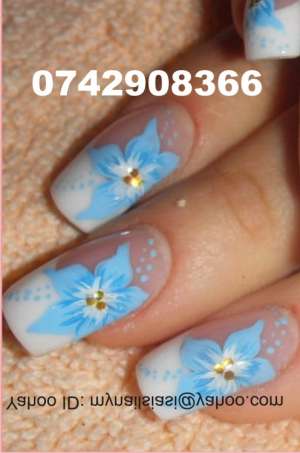 Aplic unghii cu gel,  tipsuri,  forme cu gel