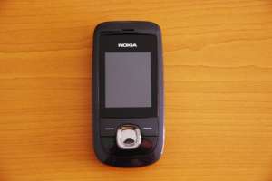 NOKIA 2220 SLIDE