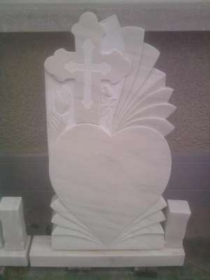 MONUMENTE FUNERARE,  FOTOCERAMICA,  LUCRARI IN CIMITIR