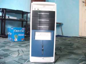 VAND PC INTEL DUAL CORE 3, 2 GHZ
