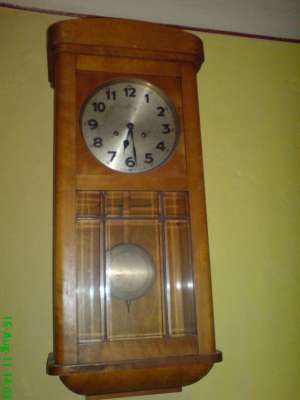 VAND CEAS DE PERETE CU PENDUL MARCA JUNGHANS