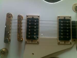 vand chitara electrica epiphone whtie