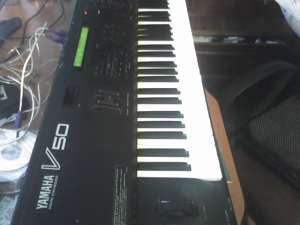 orga yamaha v 50