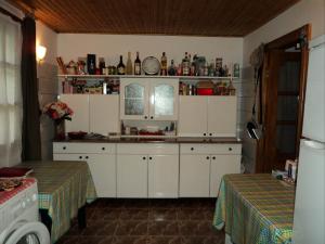 casa mobilata,    utilata,    la tara