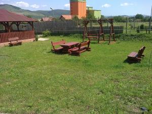 SALA NUNTI ,     MESE FESTIVE ,     EVENIMENTE