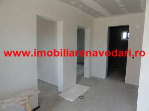 Navodari casa,   65 mp,   3 camere