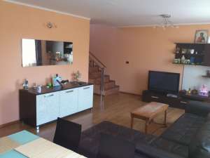 inchiriez camere in vila hotelier sau pe termen lung