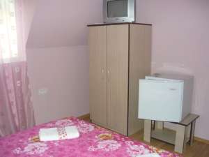 Inchiriez apartamente,   garsoniere si camere la casa pentru studenti si elevi