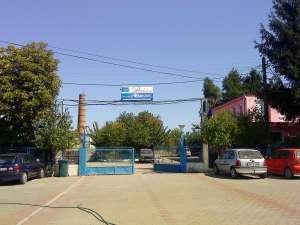 Intreprind​ere cu hala,       birouri,       dormitoare,       teren,       parcare