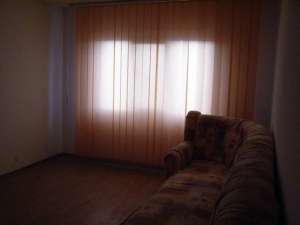 Vand apartament cu 2 camere in Dragasani