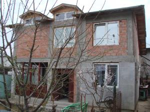 Casa,     p+m,     Bucuresti,     23august,     4cam+terasa,     112m su,     72,    6m amp,     207
