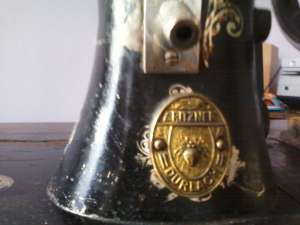 Masina de cusut ,   ,   Gritzner,   ,   foarte veche,   si functioneaza perfect...3422941