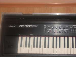 vand roland rd700gx