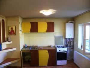 Vand apartament 3 camere,     90 mp,     decomandat,     Co...