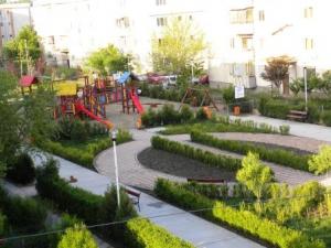 Vand apartament 3 camere,     90 mp,     decomandat,     Co...