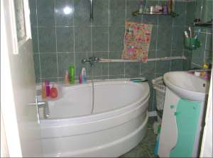 Apartament 4 camere,  zona centrala,  merita vazut!