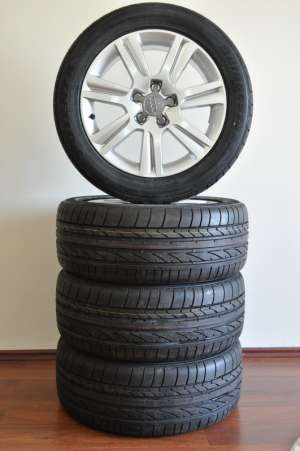 SET ROTI COMPLETE VARA ORIGINALE AUDI A4 8K B8 7.5J x 17 inch ET45